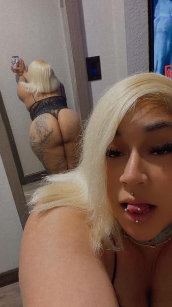 Big red , 28  female escort, Lake Charles