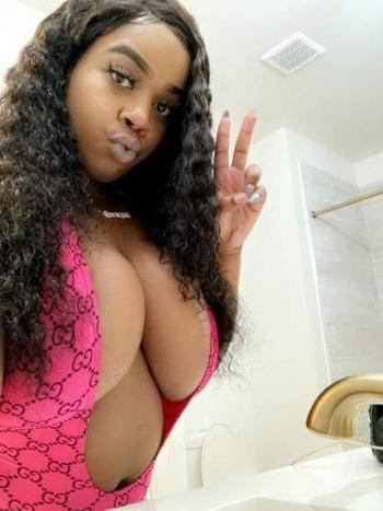 Star, 25  female escort, Lake Charles