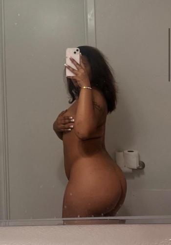 Serina, 23  female escort, Lake Charles